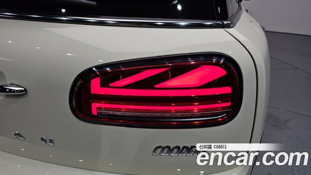 MINI Cooper S Clubman Standard 2nd 2021 — фото 29