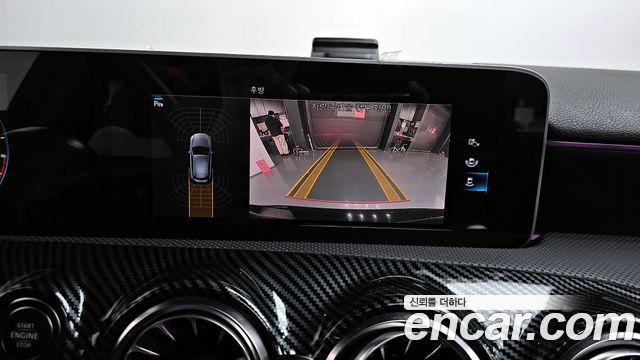 Mercedes-Benz A-Class (W177) AMG A45 4MAITC+ Hatchback 2020 — фото 14