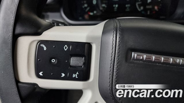 Land Rover Defender (L663) 110 D300 HSE 2023 — фото 18