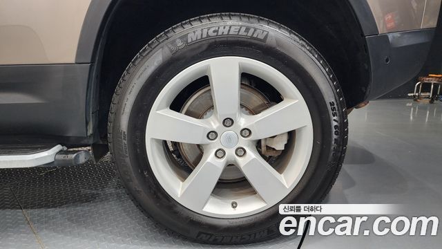 Land Rover Defender (L663) 110 D300 HSE 2023 — фото 21
