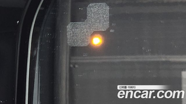 Land Rover Defender (L663) 110 D300 HSE 2023 — фото 36