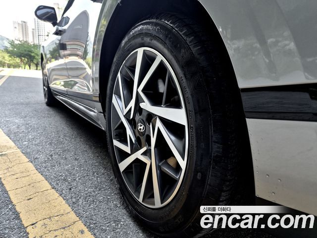 Hyundai Grandeur (GN7) 3.5 LPG 2WD (Taxi) Deluxe 2023 — фото 7