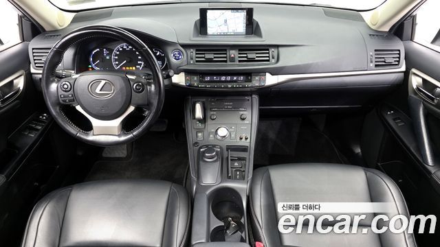 Lexus CT200h 1.8 Supreme ZWA10 2015 — фото 7