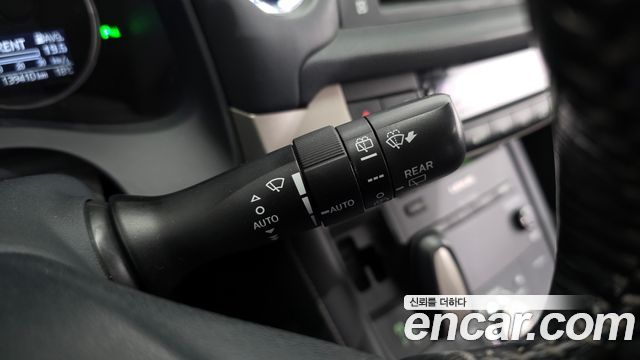 Lexus CT200h 1.8 Supreme ZWA10 2015 — фото 17