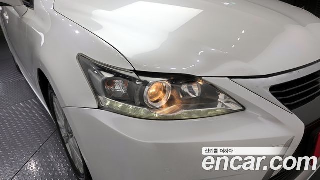 Lexus CT200h 1.8 Supreme ZWA10 2015 — фото 22