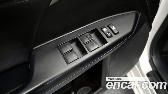 Lexus CT200h 1.8 Supreme ZWA10 2015 — фото 30