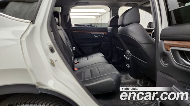 Honda CR-V (V) 1.5 Touring 4WD 2019 — фото 16