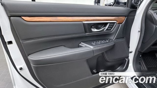 Honda CR-V (V) 1.5 Touring 4WD 2019 — фото 30