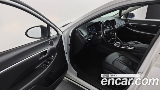 Hyundai Sonata (DN8) 2.0 LPG(rental car) Smart 2021 — фото 11