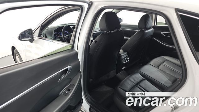 Hyundai Sonata (DN8) 2.0 LPG(rental car) Smart 2021 — фото 17