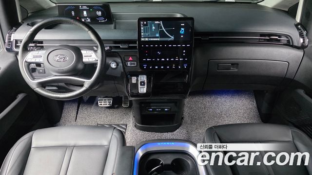Hyundai Staria Lounge 9-Seater Prestige 2022 — фото 7