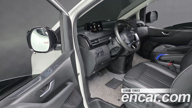 Hyundai Staria Lounge 9-Seater Prestige 2022 — фото 11