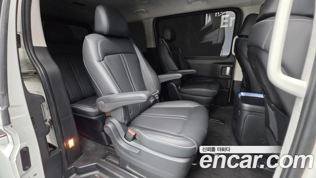 Hyundai Staria Lounge 9-Seater Prestige 2022 — фото 19