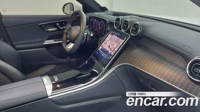 Mercedes-Benz GLC-Class (X254) GLC300 4MATIC Coupe 2024 — фото 17