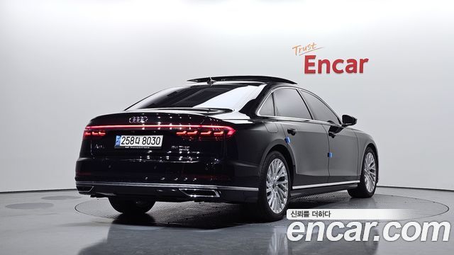Audi A8 (D5) 55 TFSI Quattro LWB 2021 — фото 2