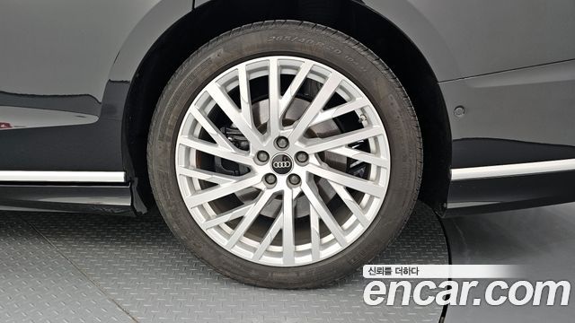 Audi A8 (D5) 55 TFSI Quattro LWB 2021 — фото 21