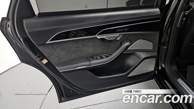 Audi A8 (D5) 55 TFSI Quattro LWB 2021 — фото 25