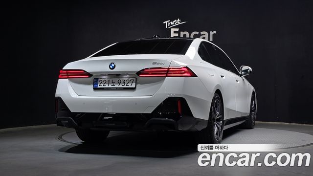 BMW 5 Series (G60) 520i M Sport 2024 — фото 2