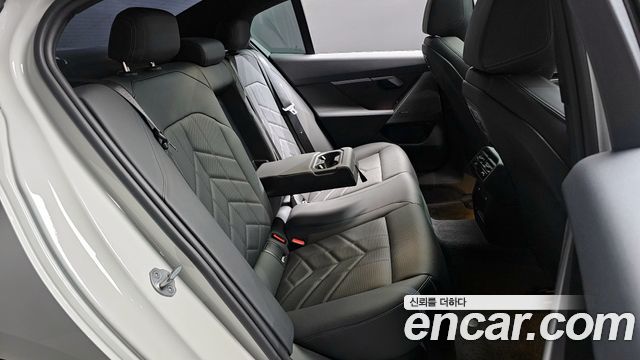 BMW 5 Series (G60) 520i M Sport 2024 — фото 12