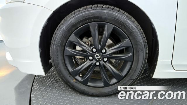 Lexus CT200h 1.8 Supreme ZWA10 2014 — фото 5
