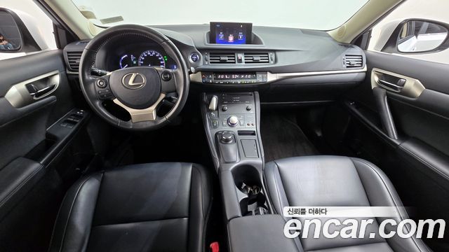 Lexus CT200h 1.8 Supreme ZWA10 2014 — фото 7