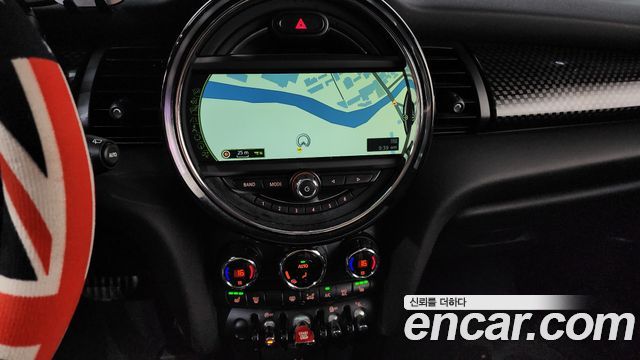 MINI Cooper S Standard Third Generation 2015 — фото 12