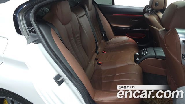 BMW 6 Series (F12) 640d xDrive M Sport Gran Coupe 2017 — фото 15