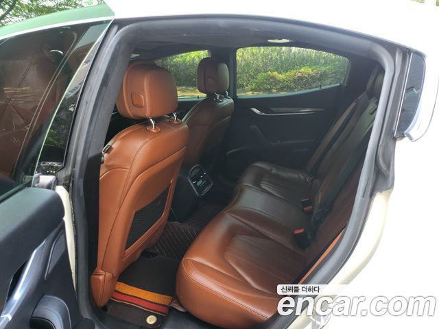 Maserati Ghibli 3.0 Diesel 3rd 2015 — фото 15