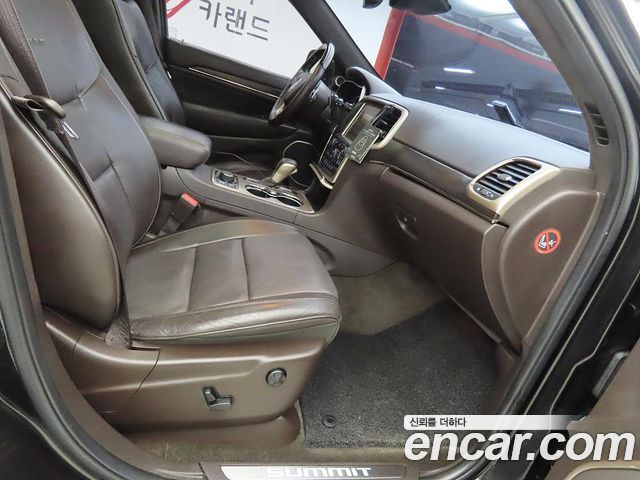Jeep Grand Cherokee 3.0 Diesel Overland Summit WK2 2016 — фото 7
