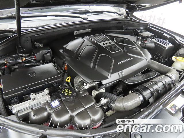 Jeep Grand Cherokee 3.0 Diesel Overland Summit WK2 2016 — фото 23