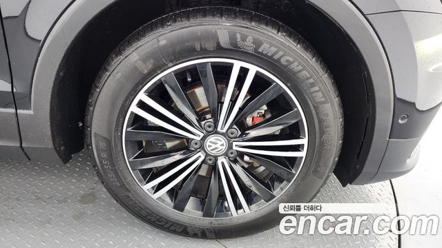 Volkswagen Tiguan (II) 2.0 TDI Prestige 2020 — фото 21