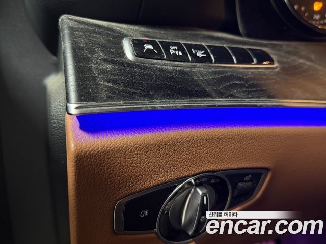 Mercedes-Benz E-Class (W213) E220d Coupe 2019 — фото 18