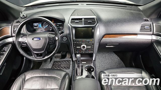 Ford Explorer 2.3 Limited 4WD 5th 2017 — фото 7