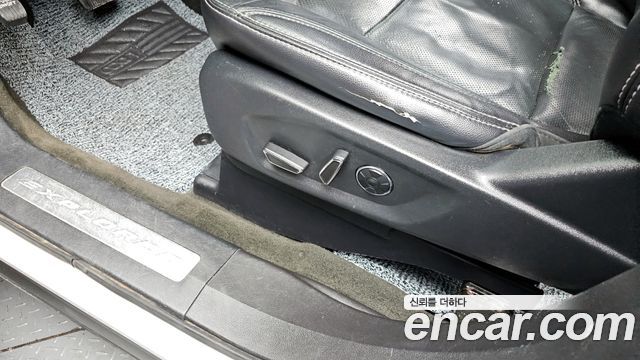 Ford Explorer 2.3 Limited 4WD 5th 2017 — фото 16