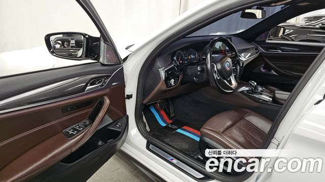 BMW 5 Series (G30) 530i M Sport Package Plus 2017 — фото 10