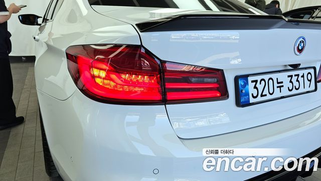 BMW 5 Series (G30) 530i M Sport Package Plus 2017 — фото 23
