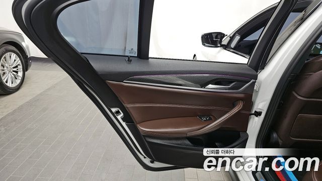 BMW 5 Series (G30) 530i M Sport Package Plus 2017 — фото 25
