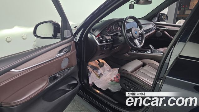BMW X5 (F15) xDrive M50d 2015 — фото 10