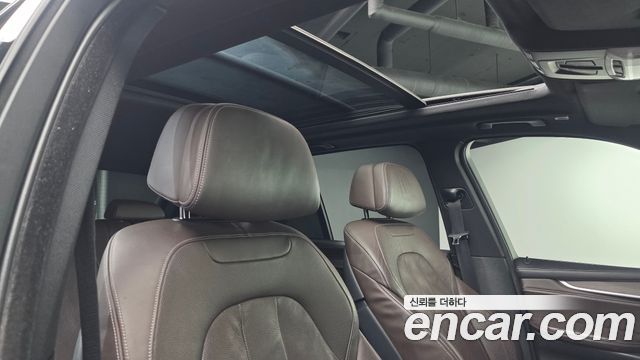 BMW X5 (F15) xDrive M50d 2015 — фото 17