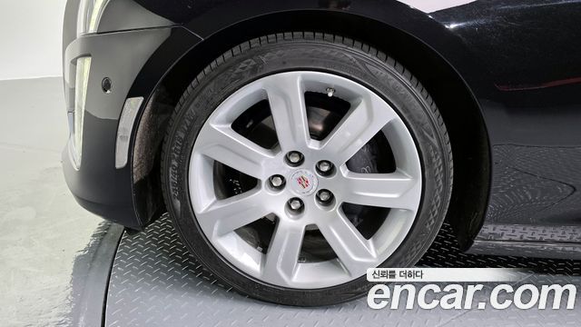 Cadillac CTS (III) 2.0 Premium AWD 2014 — фото 5