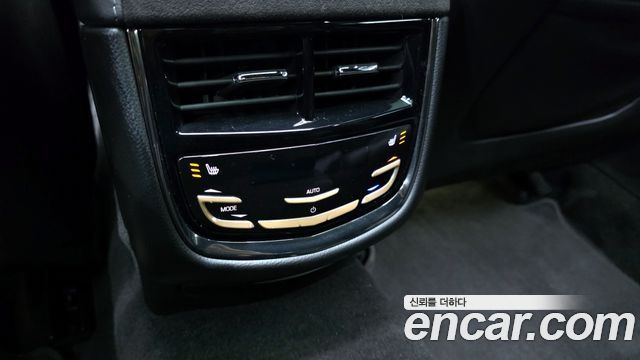 Cadillac CTS (III) 2.0 Premium AWD 2014 — фото 17