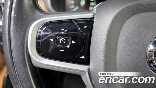Volvo V90 Cross Country B5 Pro AWD 2021 — фото 24
