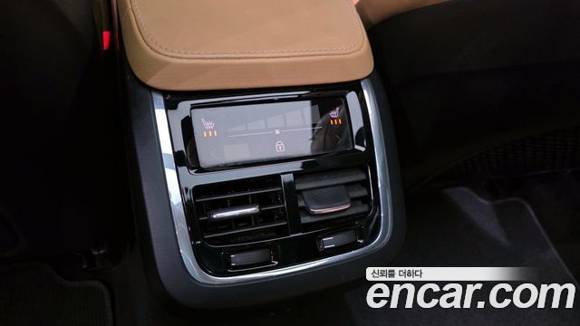 Volvo V90 Cross Country B5 Pro AWD 2021 — фото 36