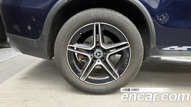 Mercedes-Benz GLC-Class (X253) GCL300 4MATIC Coupe 2022 — фото 5