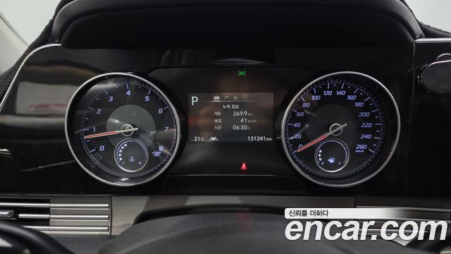 Hyundai Grandeur (IG) 3.0 LPi (Taxi) example 2022 — фото 8