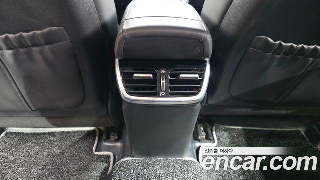 Hyundai Grandeur (IG) 3.0 LPi (Taxi) example 2022 — фото 28
