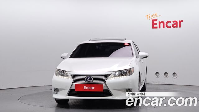 Lexus ES300h Supreme XV60 2014 — фото 3