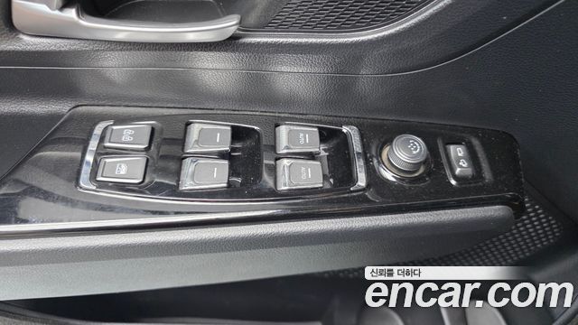 KG Mobility (SsangYong) Beautiful Korando Gasoline 1.5 2WD C5 Plus 2022 — фото 11