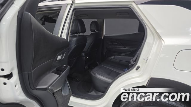 KG Mobility (SsangYong) Beautiful Korando Gasoline 1.5 2WD C5 Plus 2022 — фото 28