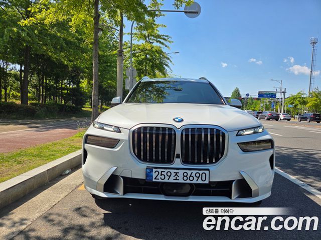 BMW X7 (G07) xDrive 40d Design Pure Excellence 6-Seater 2025 — фото 3